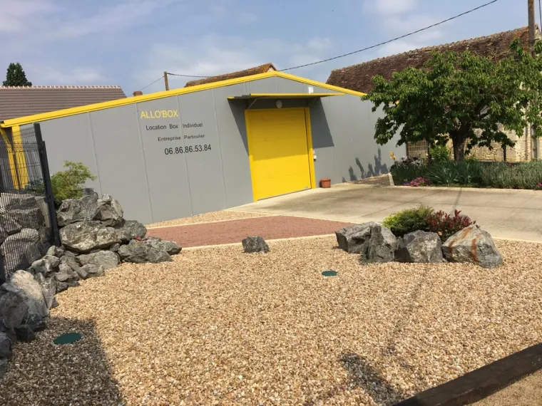 Location de box garde-meuble à Preuilly Sur Claise, Châtellerault, ALLOBOX 37