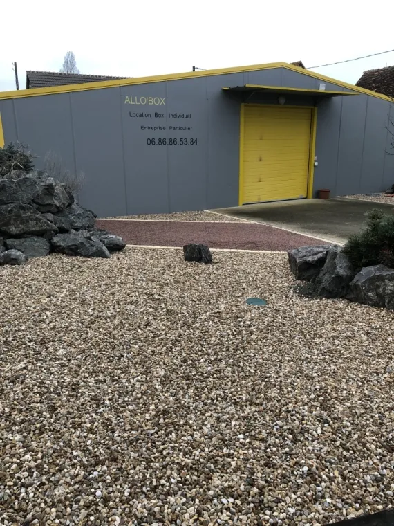 À votre écoute pour des renseignements, Châtellerault, ALLOBOX 37