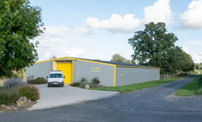 location d'un box garde meubles de 15 m2 disponible près de la Roche-Posay, Châtellerault, ALLOBOX 37